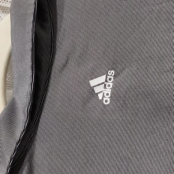 ADIDAS TOP - Picture 9 of 9